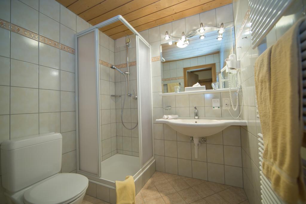 Hotel Cresta Замнаун Номер фото